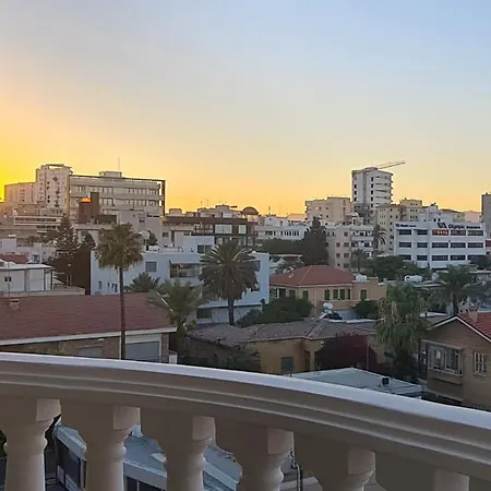 The Panorama - Center Luxury Studio Apartment Nicosia