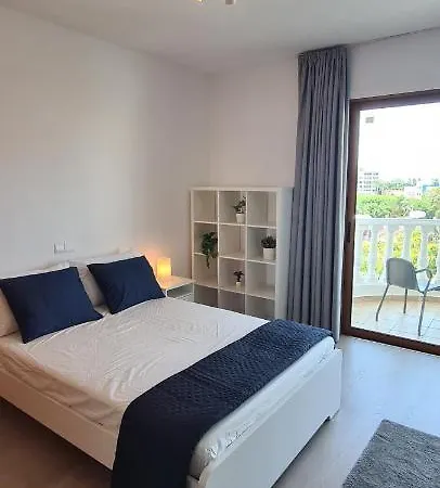 The Panorama - Center Luxury Studio Apartment *