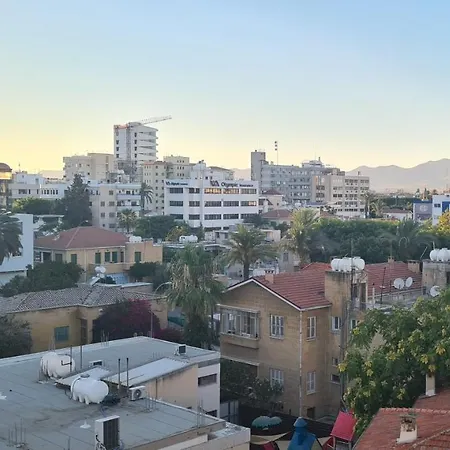 Apartment The Panorama - Center Luxury Studio Nicosia