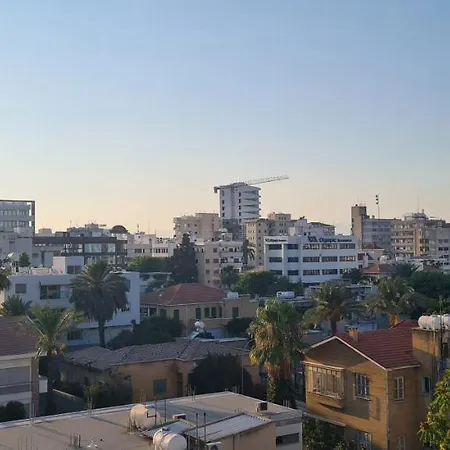 Apartment The Panorama - Center Luxury Studio Nicosia