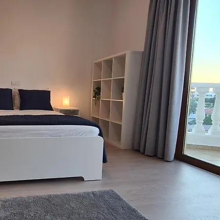 The Panorama - Center Luxury Studio * Nicosie